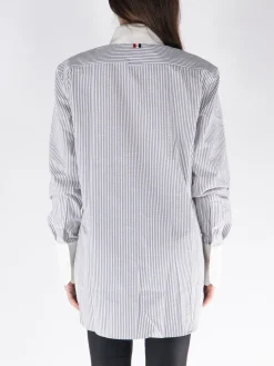 THOM BROWNE Camicie<CAMICIA A RIGHE CON COLLO A PUNTA INGRANDITO Bianco, Grigio