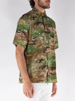FUCT. Camicie<CAMICIA SHORTSLEEVE WORKWEAR CAMOUFLAGE Marrone, Verde