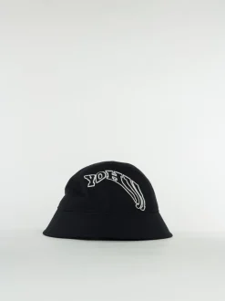 Y-3 Cappelli<CAPPELLO BUCKET CON LOGO Bianco, Nero