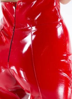 NINEMINUTESModello: “THE LEGS LATEX “Codice Articolo: 22FWNPN0004Composizione: 45% poliestere, 55% poliuretano.Fodera: 97% poliestere, 3% elastan.Vestibilità: La modella è alta 164 cm e veste una taglia 40. Pantaloni<LEGGINGS THE LEGS LATEX Rosso