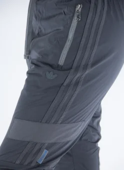 ADIDAS Pantaloni<PANTALONE TRACK PANTS BLUE VERSION SILVER Grigio