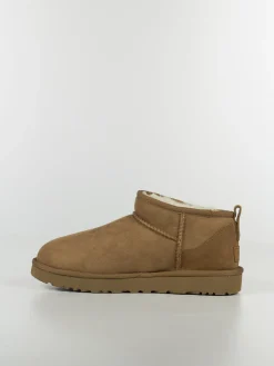 UGG AUSTRALIA Stivali<STIVALE CLASSIC ULTRA MINI Marrone