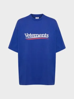 VETEMENTS. T-Shirt<T-SHIRT CAMPAIGN LOGO Blu