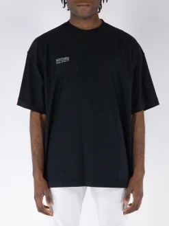 VETEMENTS. T-Shirt<T-SHIRT INSIDE-OUT EMBROIDERED LOGO Nero