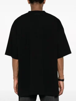 VETEMENTS. T-Shirt<T-SHIRT LIMITED EDITION LOGO Bianco, Nero
