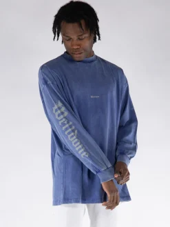 WE11DONE. T-Shirt<T-SHIRT LONG SLEEVE WITH GOTHIC LOGO Blu