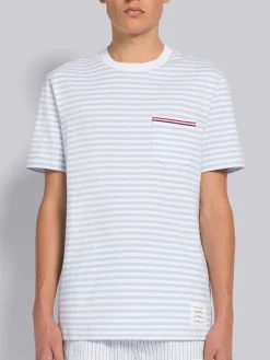 THOM BROWNE T-Shirt<T-SHIRT SHORT SLEEVE POCKET TEE Azzurro, Bianco