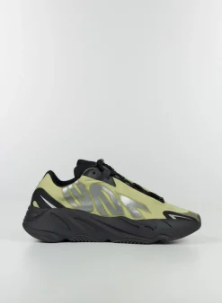 ADIDAS Sneaker<YEEZY BOOST 700 MNVN Nero, Verde